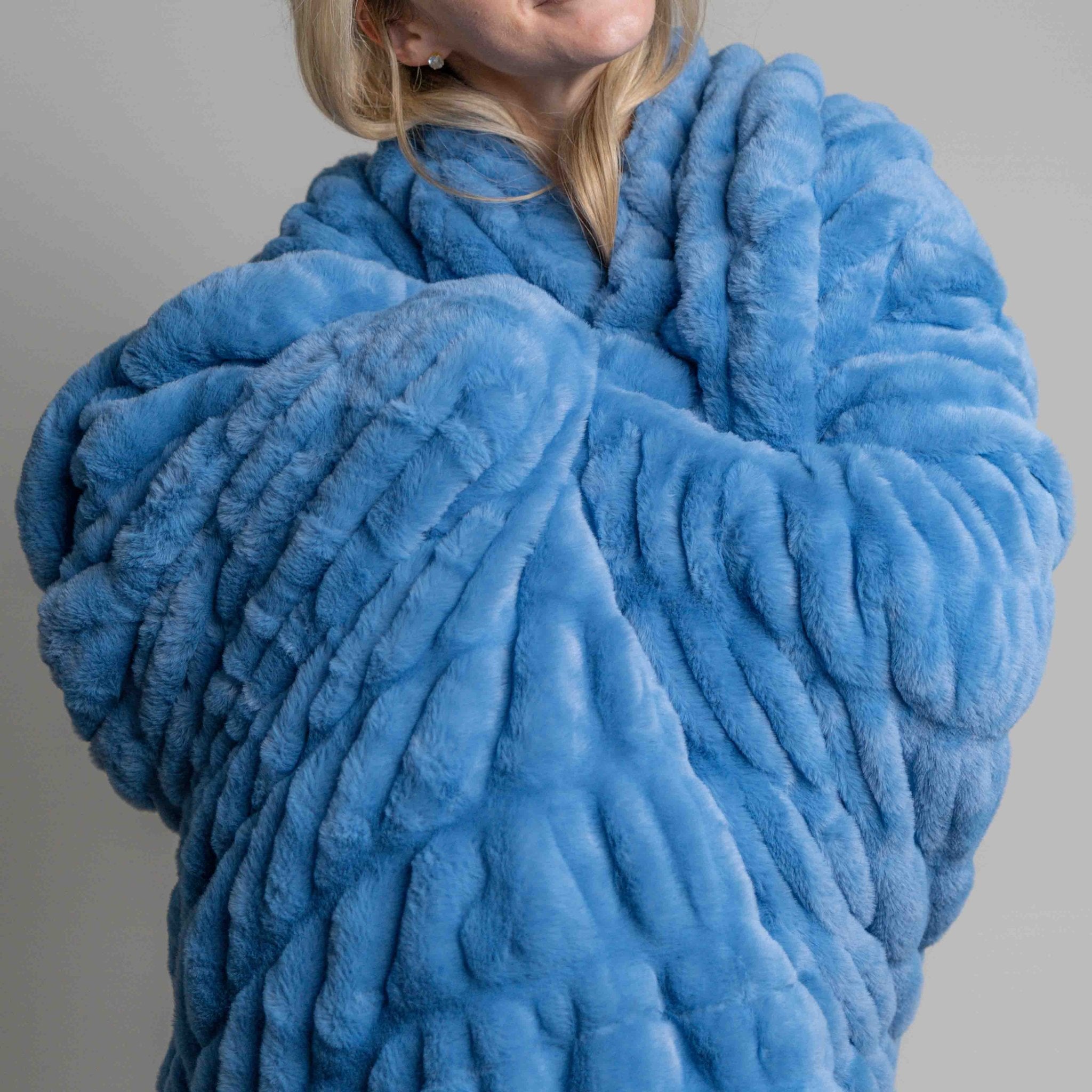 Ripple Faux Fur Blanket - Cabo Blue - Sunday Blankets