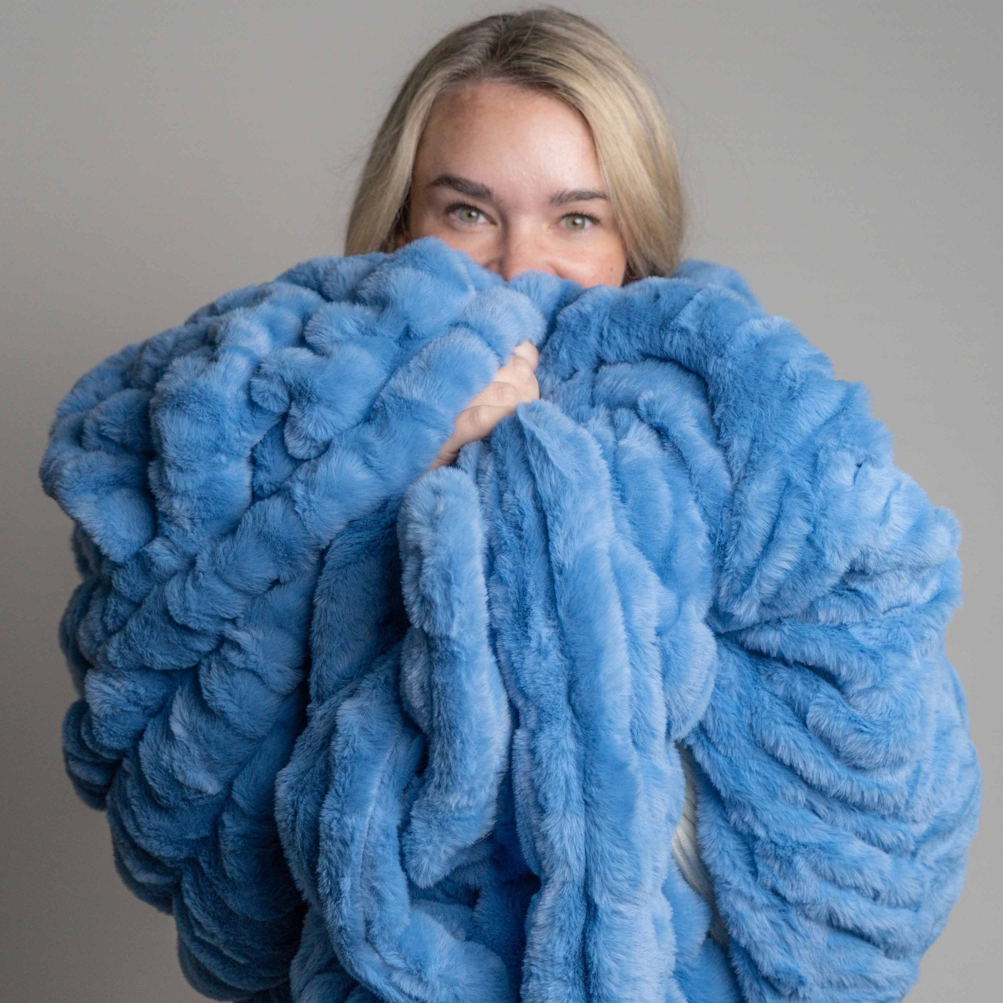 Ripple Faux Fur Blanket - Cabo Blue - Sunday Blankets