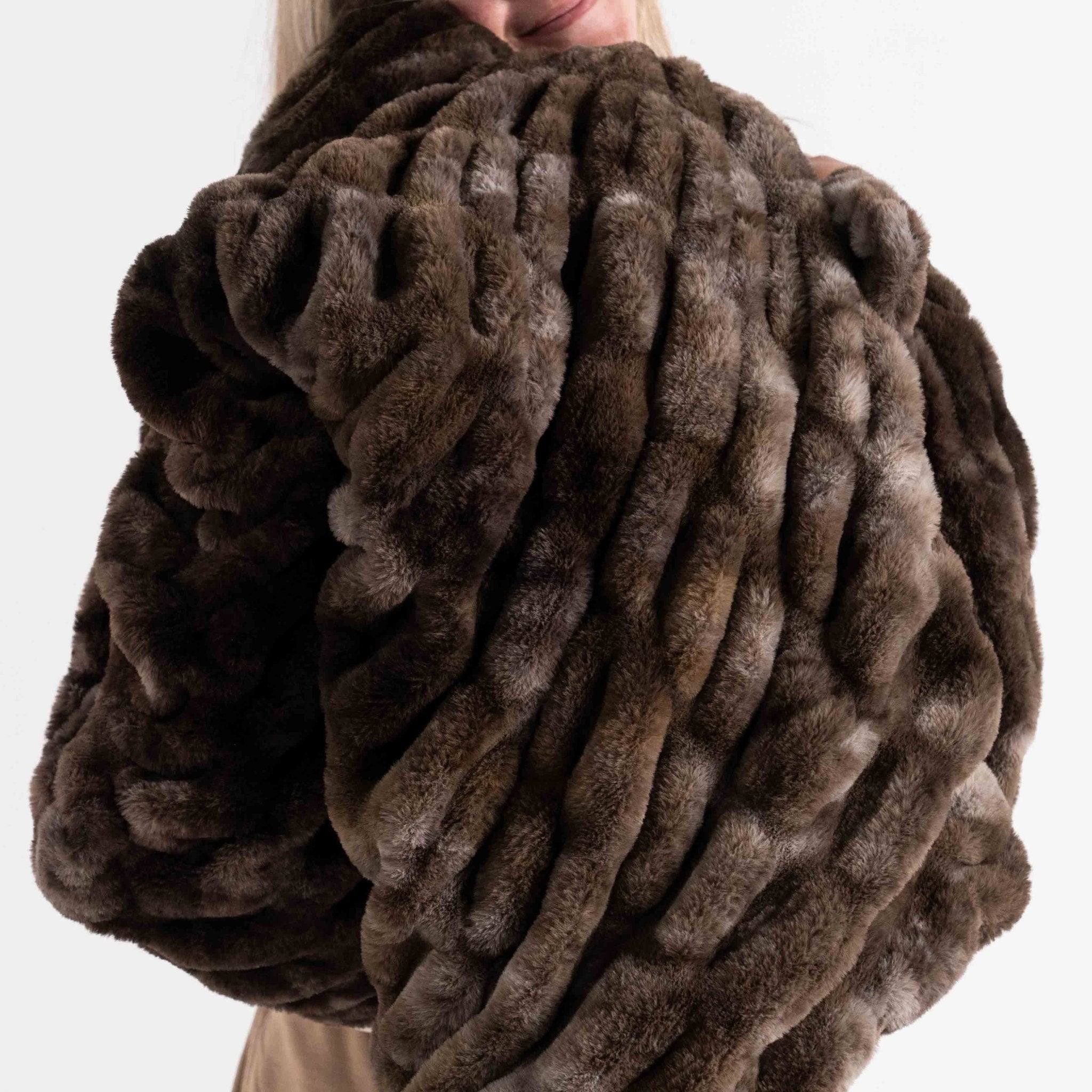 Ripple Faux Fur Blanket - Cocoa - Sunday Blankets