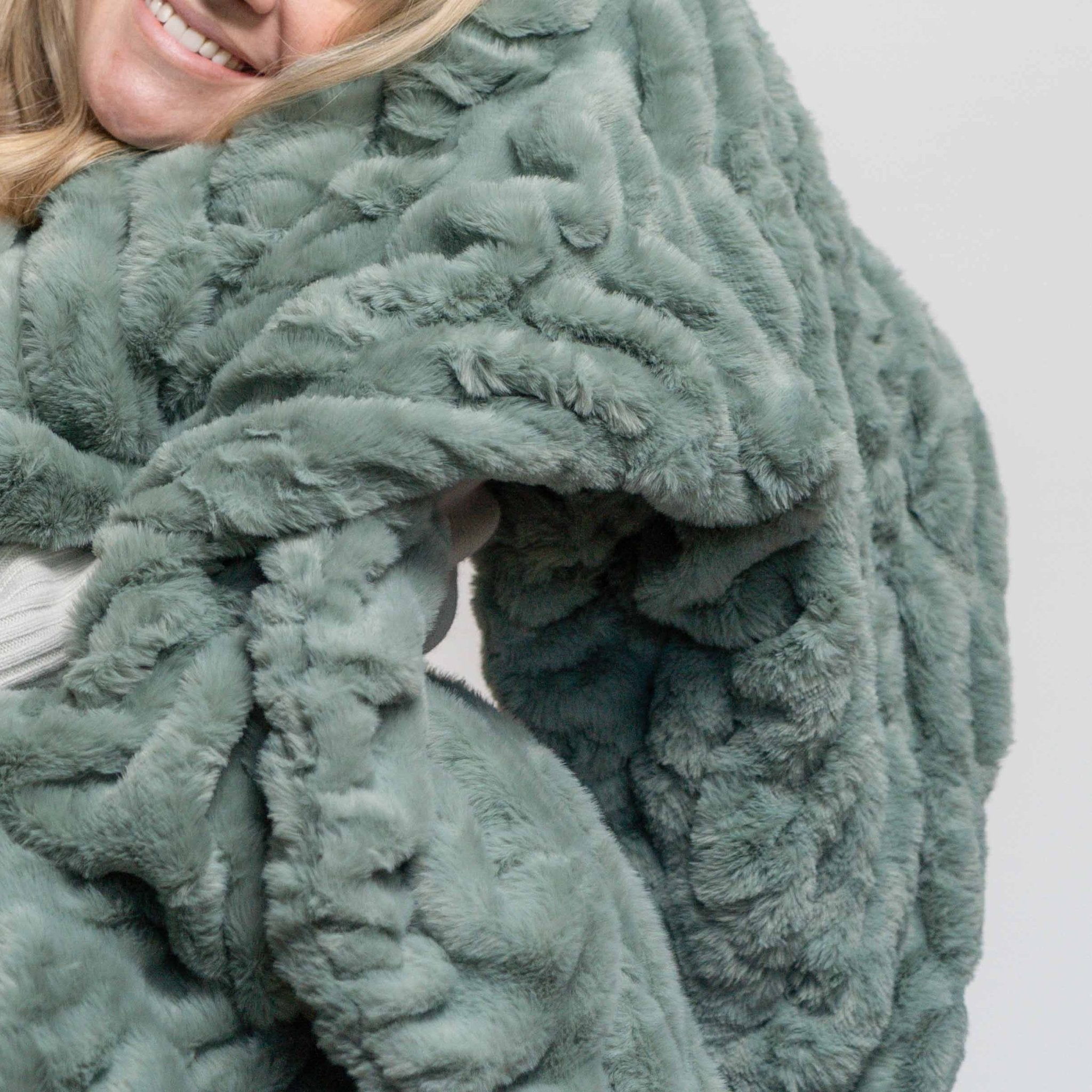 Ripple Faux Fur Blanket - Sage Green - Sunday Blankets